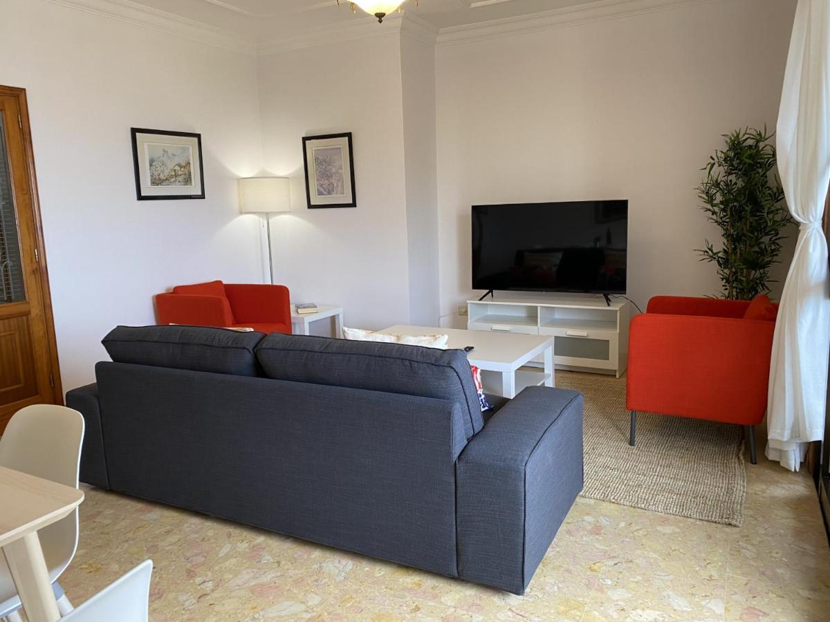 Huge Balcony Over Las Canteras By Canariasgetaway لاس بالماس دي غران كاناريا المظهر الخارجي الصورة