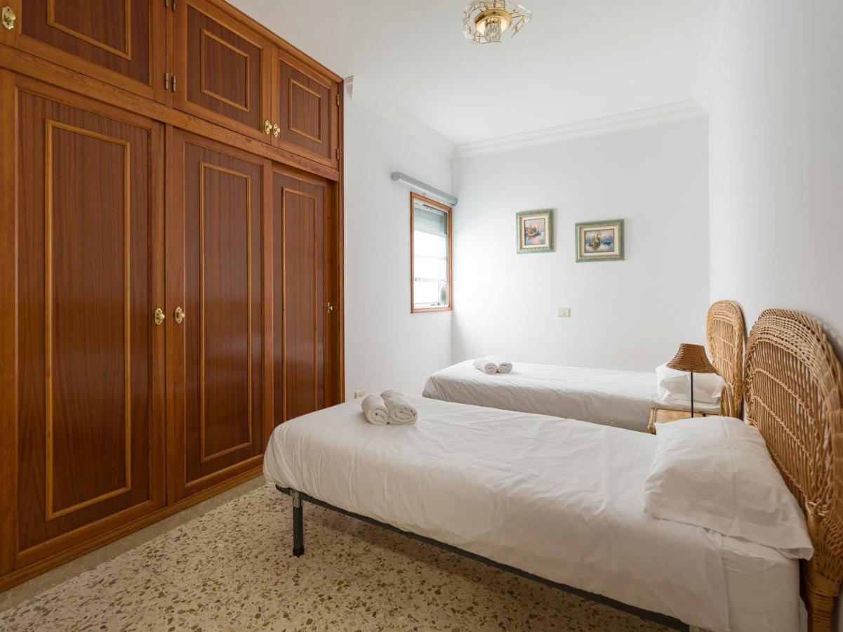 Huge Balcony Over Las Canteras By Canariasgetaway لاس بالماس دي غران كاناريا المظهر الخارجي الصورة
